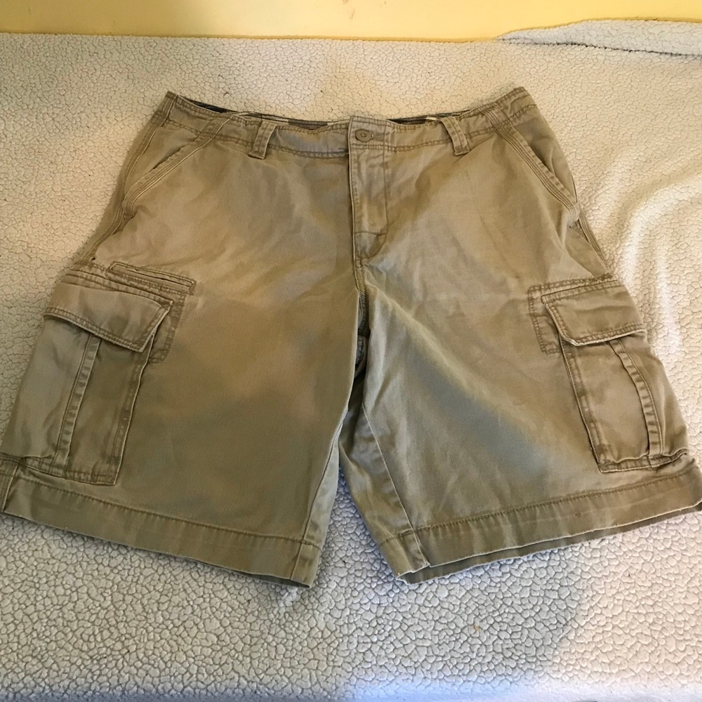 Roebuck & Co Mens Tan Khaki Cargo Shorts Size 36 Plaid Lined Waistband Casual